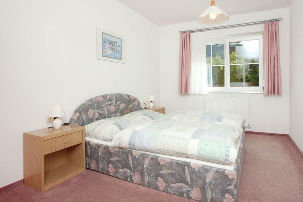 Haus Monika Apartment อ็อบชไตก์ ภายนอก รูปภาพ