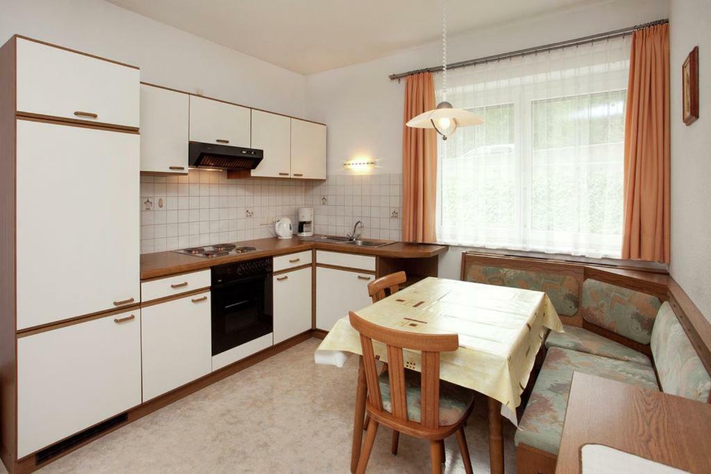 Haus Monika Apartment อ็อบชไตก์ ภายนอก รูปภาพ